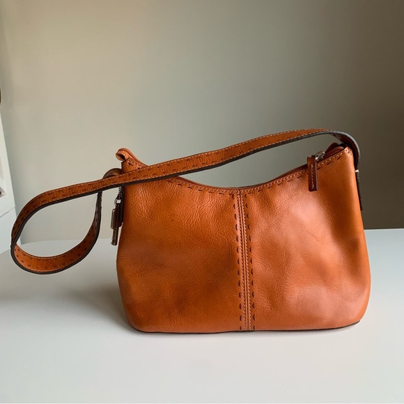 Vintage Fossil Leather Shoulder Bag - Picture 3 of 11